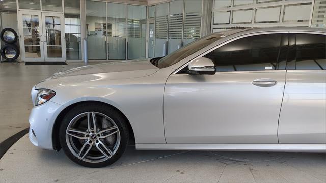 2019 Mercedes-Benz E-CLASS E 300 E 300