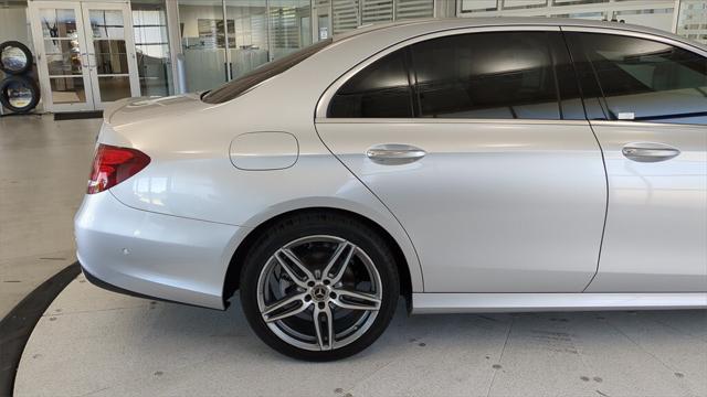 2019 Mercedes-Benz E-CLASS E 300 E 300