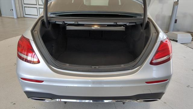 2019 Mercedes-Benz E-CLASS E 300 E 300