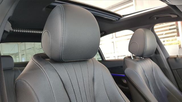 2019 Mercedes-Benz E-CLASS E 300 E 300