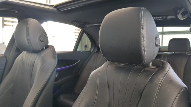 2019 Mercedes-Benz E-CLASS E 300 E 300