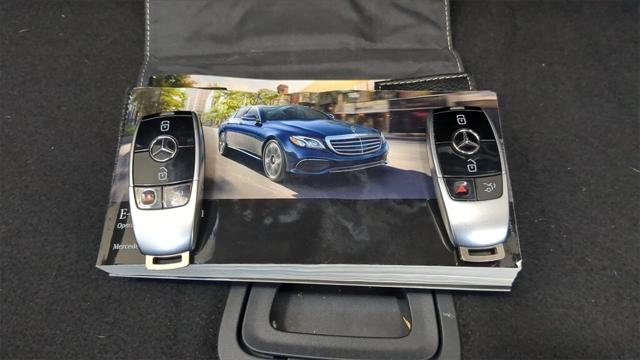2019 Mercedes-Benz E-CLASS E 300 E 300