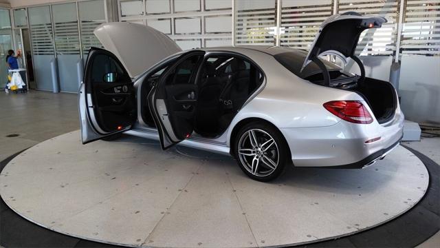 2019 Mercedes-Benz E-CLASS E 300 E 300