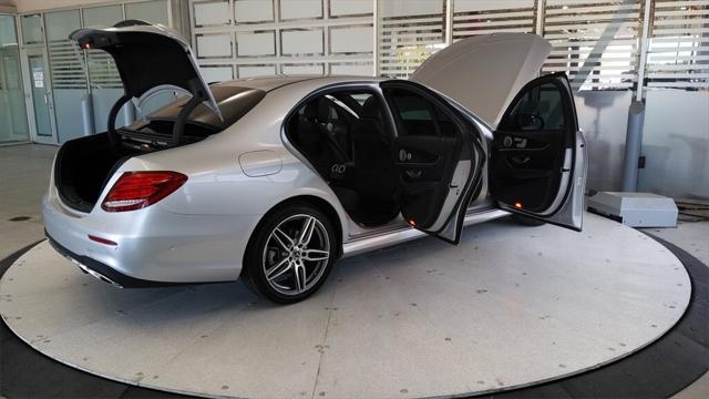 2019 Mercedes-Benz E-CLASS E 300 E 300