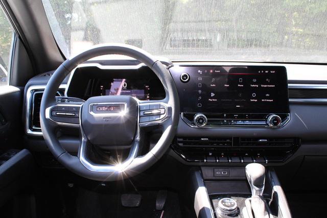 2023 GMC Canyon 4WD Crew Cab Short Box Elevation