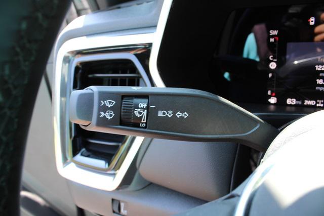 2023 GMC Canyon 4WD Crew Cab Short Box Elevation