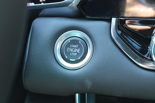 2023 GMC Canyon 4WD Crew Cab Short Box Elevation