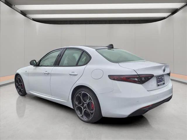 2024 Alfa Romeo Giulia GIULIA Ti RWD