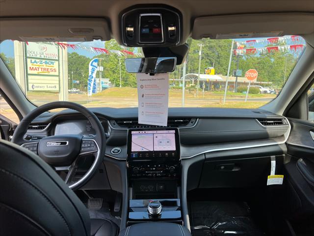 2023 Jeep Grand Cherokee Limited 4x2