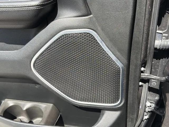 2020 Ram 1500 Laramie Crew Cab 4x4 6'4" Box