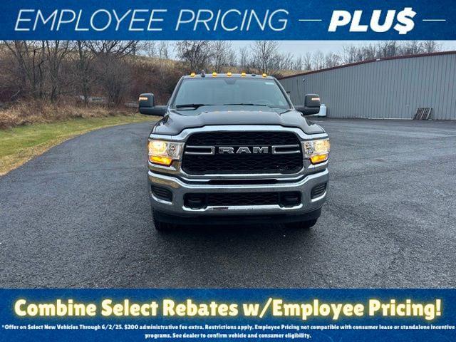 2024 RAM Ram 3500 RAM 3500 TRADESMAN CREW CAB 4X4 64 BOX