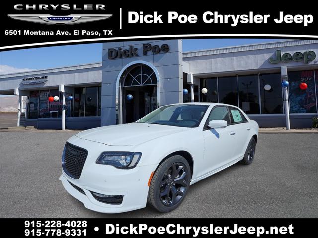 2023 Chrysler Chrysler 300 300 TOURING L RWD