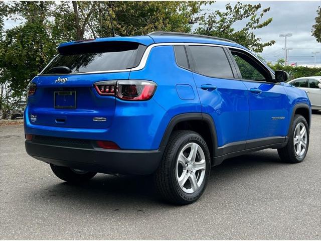 2024 Jeep Compass COMPASS LATITUDE 4X4