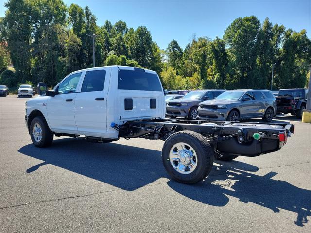 2024 RAM Ram 3500 Chassis Cab RAM 3500 TRADESMAN CREW CAB CHASSIS 4X2 60 CA