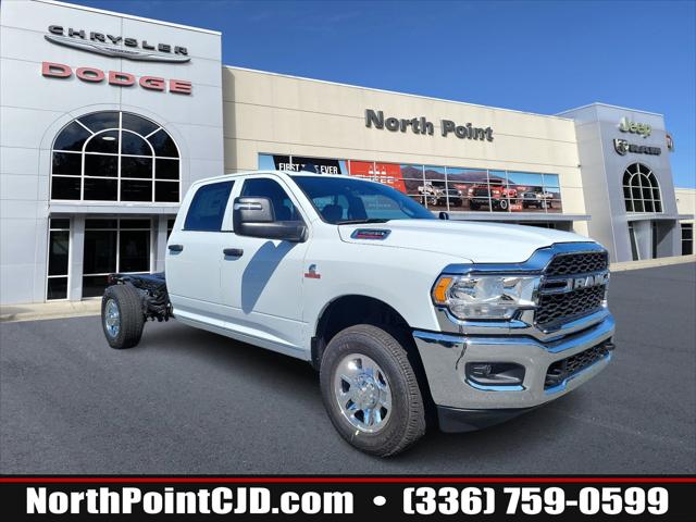 2024 RAM Ram 3500 Chassis Cab RAM 3500 TRADESMAN CREW CAB CHASSIS 4X2 60 CA