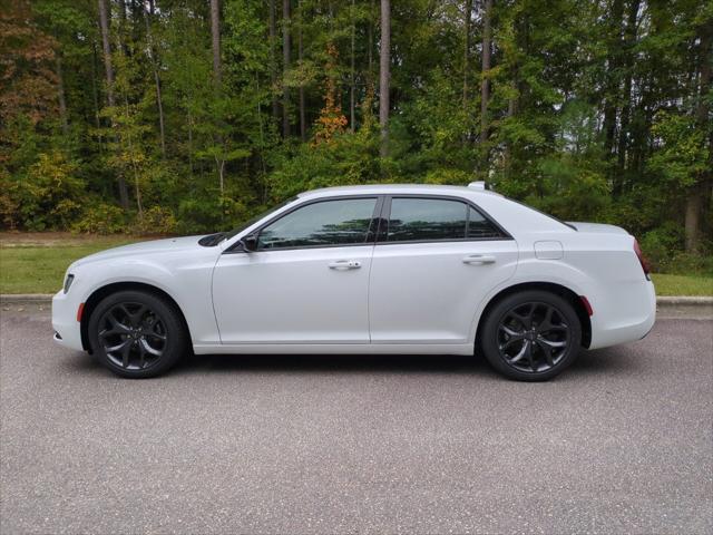 2023 Chrysler Chrysler 300 300 TOURING