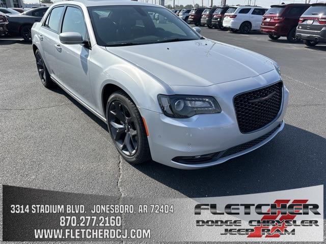 2023 Chrysler Chrysler 300 300S V6