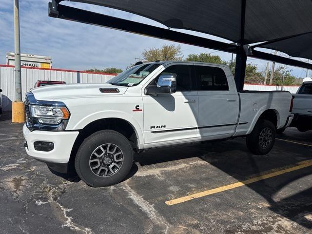 2024 RAM Ram 2500 RAM 2500 LIMITED CREW CAB 4X4 64 BOX