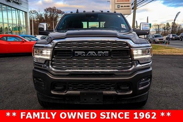 2024 RAM Ram 3500 RAM 3500 LIMITED CREW CAB 4X4 8 BOX