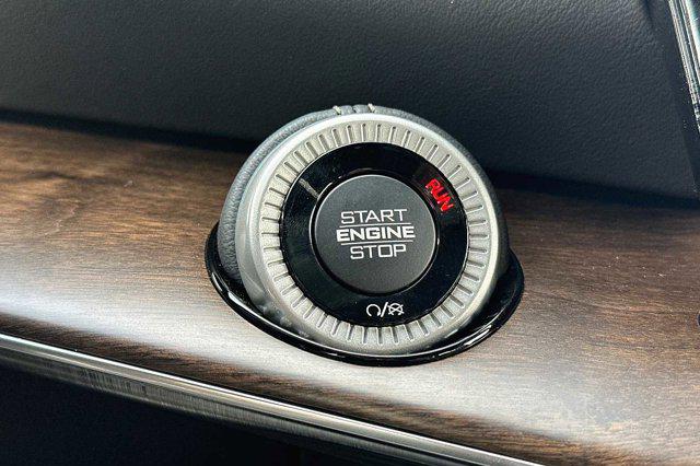 2023 Jeep Grand Wagoneer 4x4