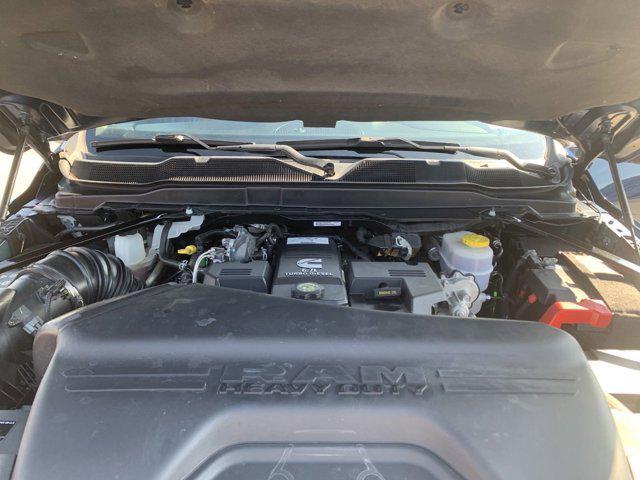 2022 Ram 3500 Laramie Crew Cab 4x4 8' Box