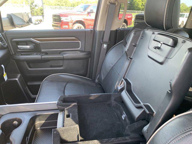 2022 Ram 3500 Laramie Crew Cab 4x4 8' Box
