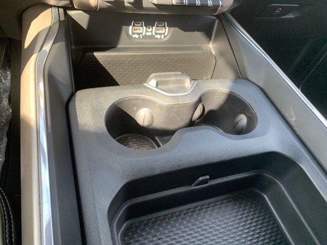 2022 Ram 3500 Laramie Crew Cab 4x4 8' Box