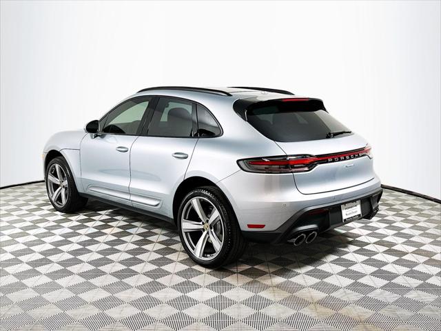 2024 Porsche Macan Unknown