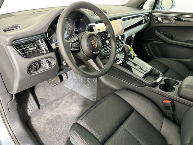 2024 Porsche Macan Unknown
