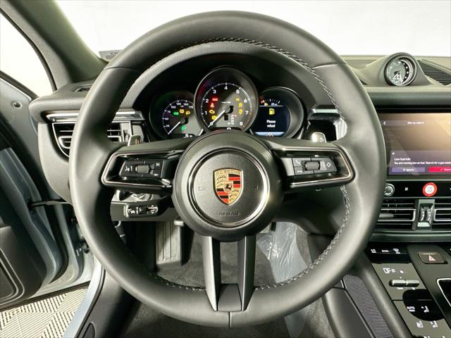 2024 Porsche Macan Unknown