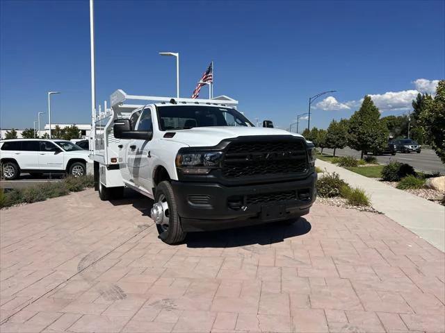 2023 RAM Ram 3500 Chassis Cab RAM 3500 TRADESMAN CREW CAB CHASSIS 4X4 60 CA