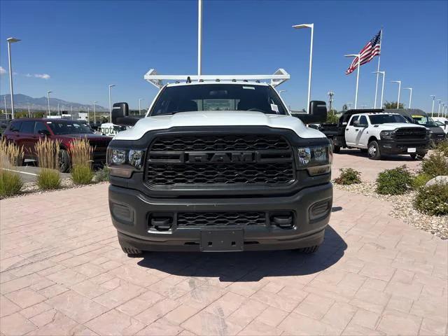 2023 RAM Ram 3500 Chassis Cab RAM 3500 TRADESMAN CREW CAB CHASSIS 4X4 60 CA