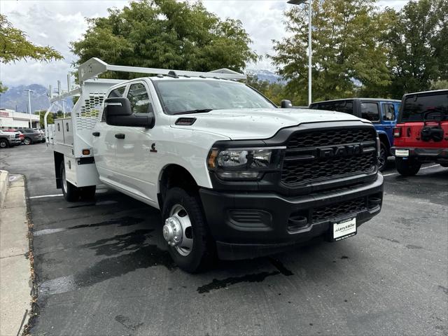 2023 RAM Ram 3500 Chassis Cab RAM 3500 TRADESMAN CREW CAB CHASSIS 4X4 60 CA