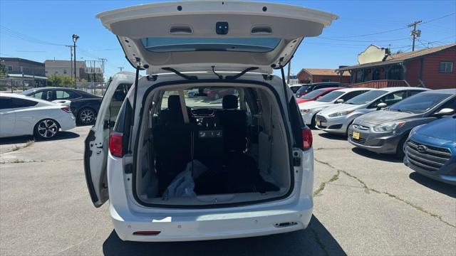 2018 Chrysler Pacifica L