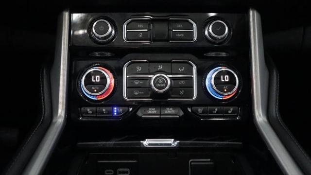 2023 GMC Yukon 4WD Denali