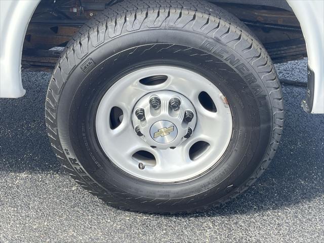 2020 Chevrolet Express Cargo RWD 2500 Regular Wheelbase WT