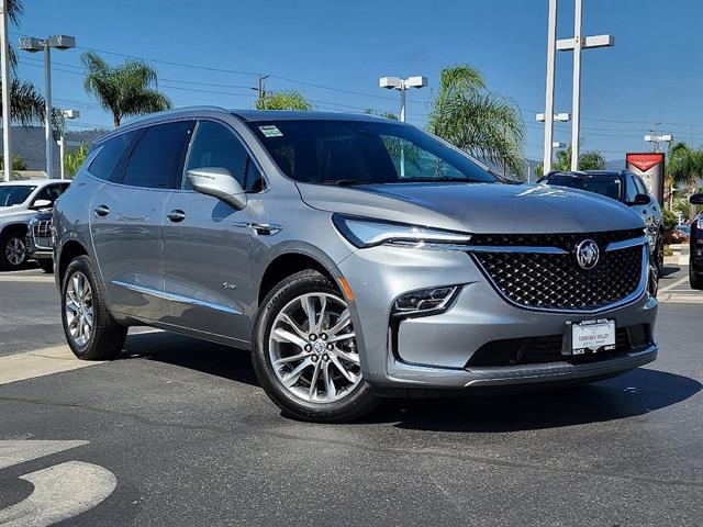 2024 Buick Enclave Avenir AWD 2