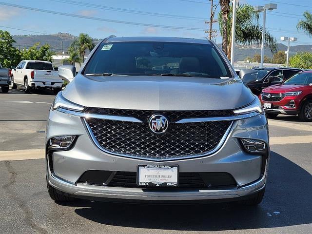 2024 Buick Enclave Avenir AWD 17