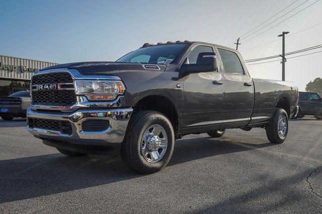 2024 RAM Ram 2500 RAM 2500 TRADESMAN CREW CAB 4X4 8 BOX