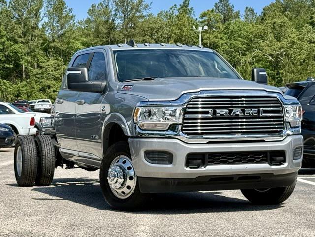 2024 RAM Ram 3500 Chassis Cab RAM 3500 LARAMIE CREW CAB CHASSIS 4X4 60 CA