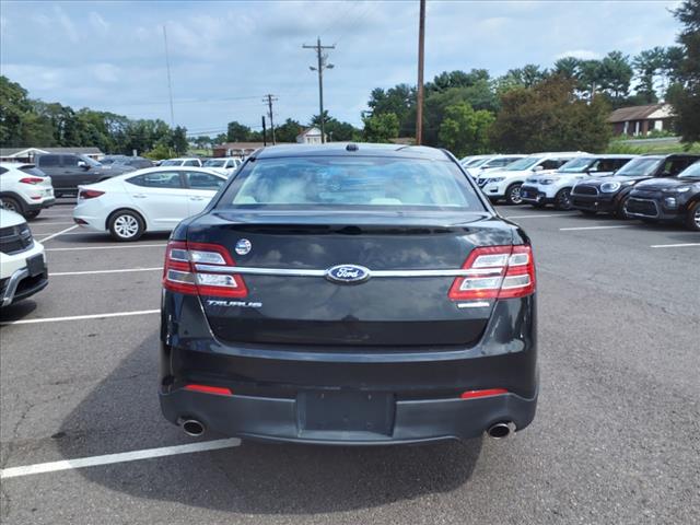 2015 Ford Taurus SE