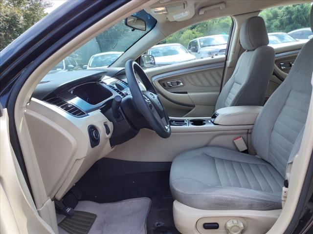 2015 Ford Taurus SE
