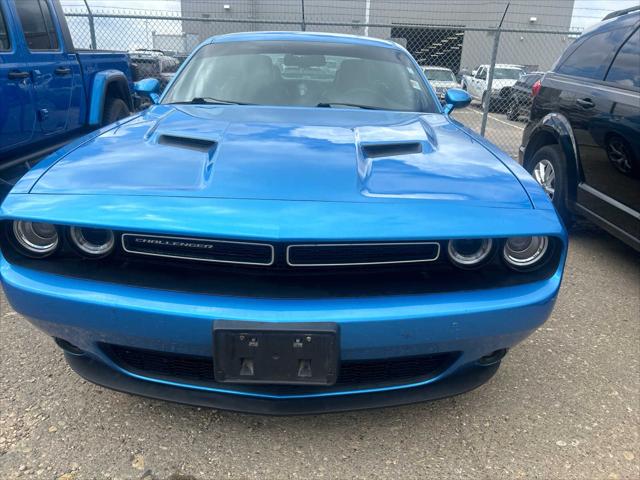 2016 Dodge Challenger SXT Plus