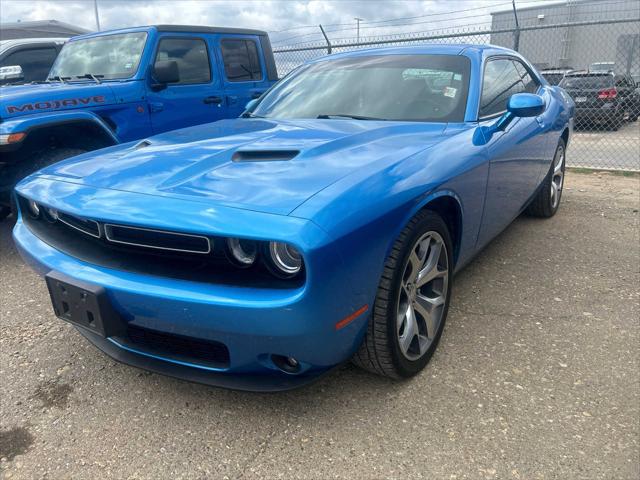 2016 Dodge Challenger SXT Plus