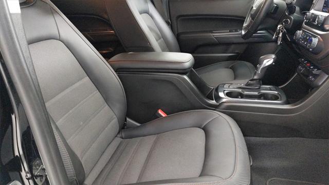 2022 GMC Canyon 4WD Crew Cab Short Box AT4 - Cloth