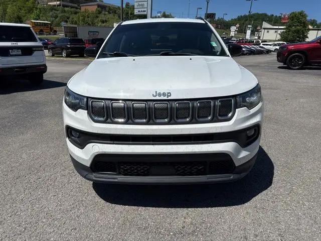 2022 Jeep Compass Latitude FWD
