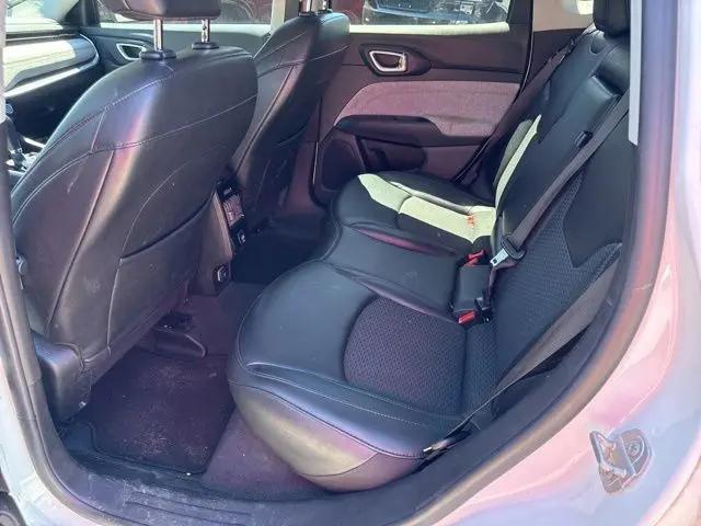 2022 Jeep Compass Latitude FWD