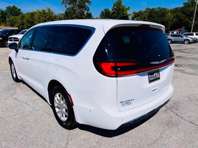 2023 Chrysler Pacifica PACIFICA TOURING L