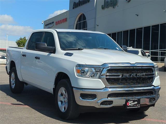 2024 RAM Ram 1500 RAM 1500 TRADESMAN CREW CAB 4X4 57 BOX