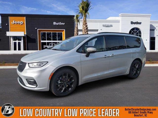 2023 Chrysler Pacifica PACIFICA TOURING L